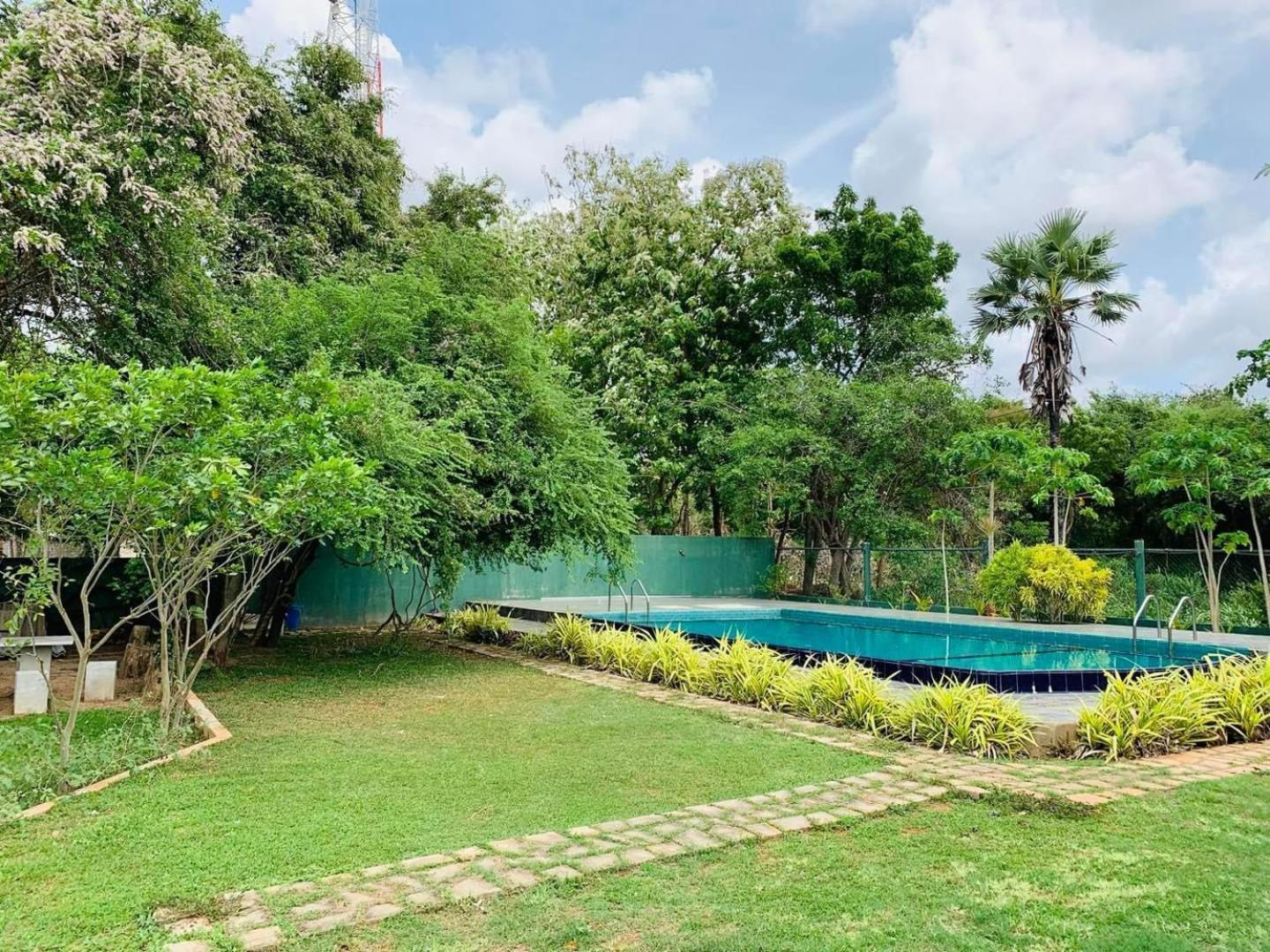 Hotel Tree Garden Wilpaththu Nochchiyagma Anuradhapura Nochchiyagama Екстер'єр фото