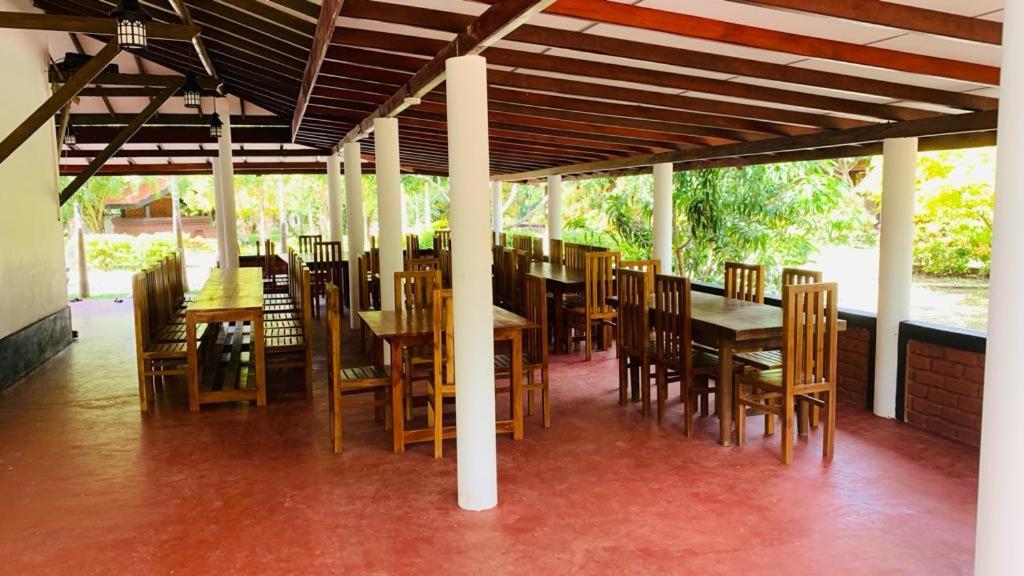 Hotel Tree Garden Wilpaththu Nochchiyagma Anuradhapura Nochchiyagama Екстер'єр фото
